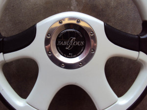 FABULOUS Luxury II Steering Wheel Pearl White 360mm 