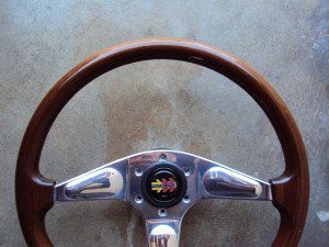 MOMO Teardrop Wood Steering Wheel 365mm 