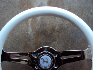 HKB Sports White Steering Wheel 