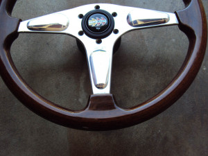 MOMO Teardrop Wood Steering Wheel 365mm 