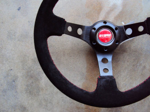D1 Spec Deep70 Suede Deep Cone Steering Wheel 