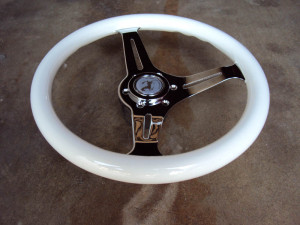 HKB Sports White Steering Wheel 