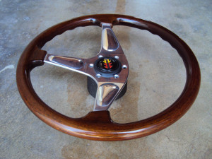 MOMO Teardrop Wood Steering Wheel 365mm 