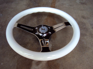 HKB Sports White Steering Wheel 