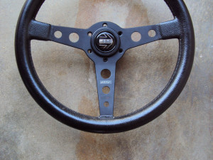 MOMO Prototipo Steering Wheel 
