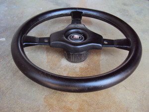 Raid 1 Porsche Steering Wheel 