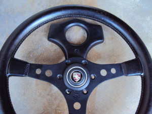 Raid 1 Porsche Steering Wheel 