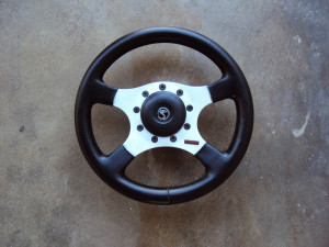 Formuling France Steering Wheel 4 Spoke 325mm 